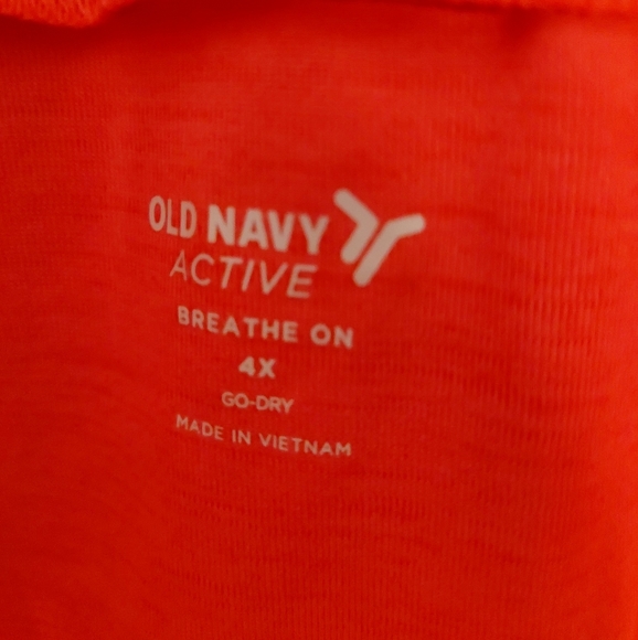 Old Navy Active Top - Picture 5 of 5